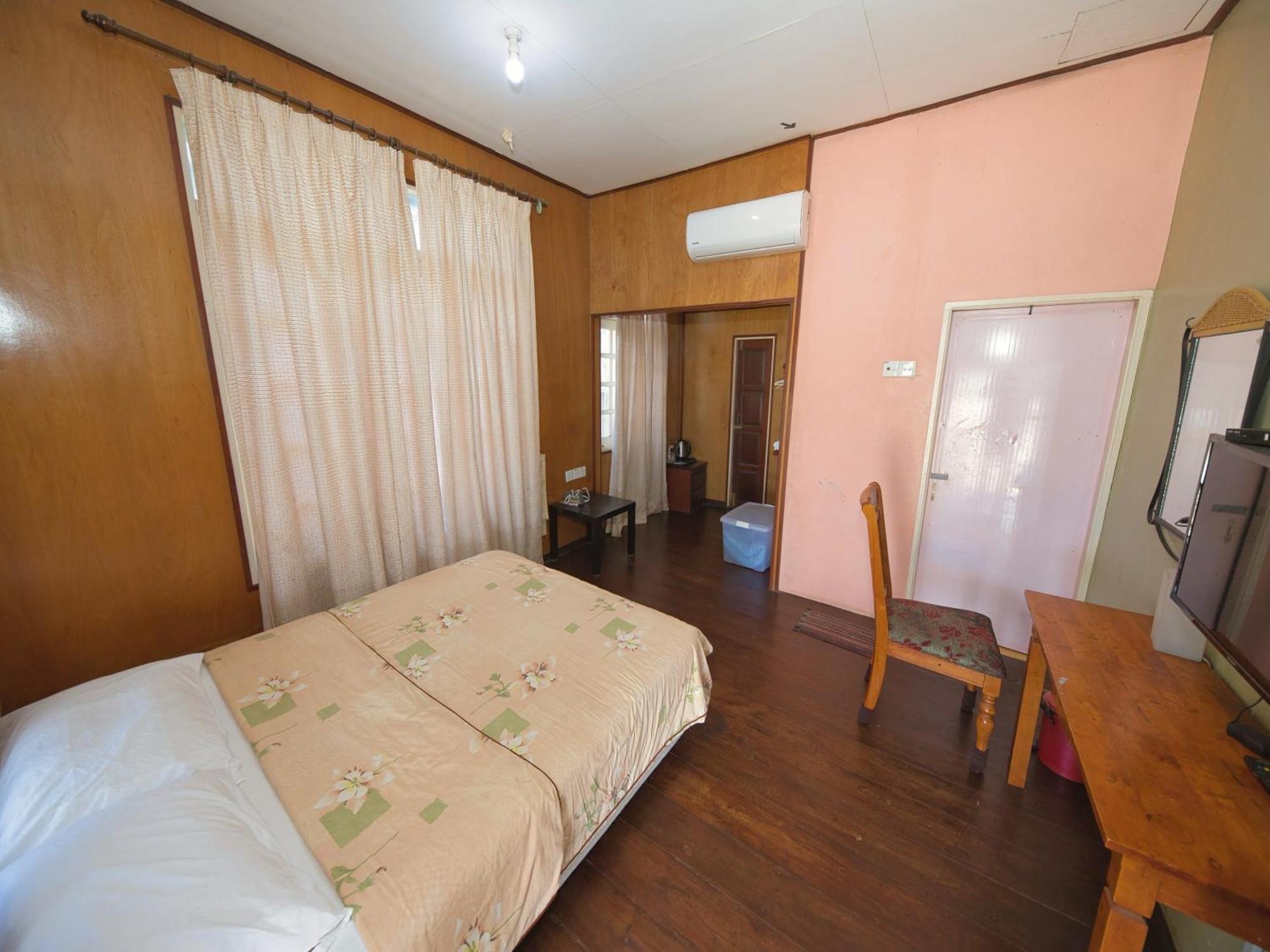 Oyo 90968 Teratak Samuderakita, Chalet & Guesthouse Kampong Gong Badak Exteriör bild